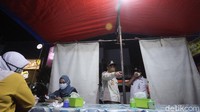 Dalam sidak yang digelar Rabu (9/9) malam itu sejumlah pedagang maupun toko kedapatan masih kurang mentaati protokol kesehatan demi menjaga kesehatan bersama dari penularan Corona diberi teguran tertulis.