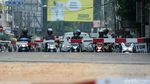 Perlintasan KA Ditutup, Warga Nekat Mengolong