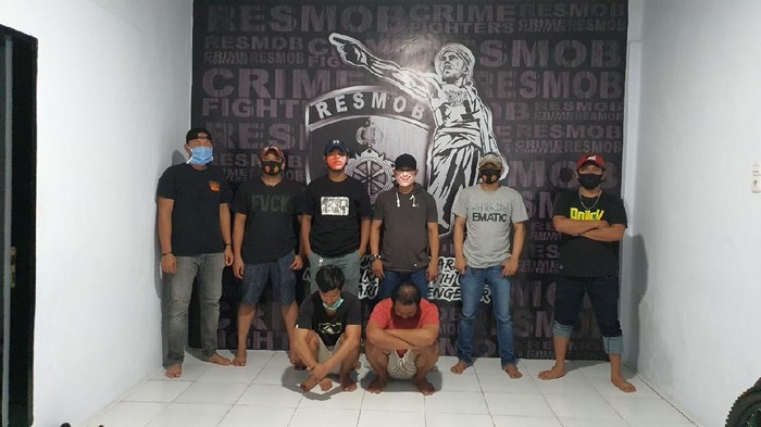 Polres Pinrang mengamankan terduga pelaku pencurian baterai tower BTS