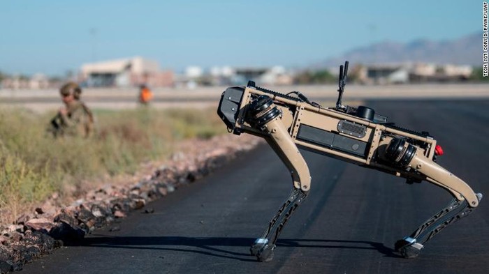 robot anjing US Air Force