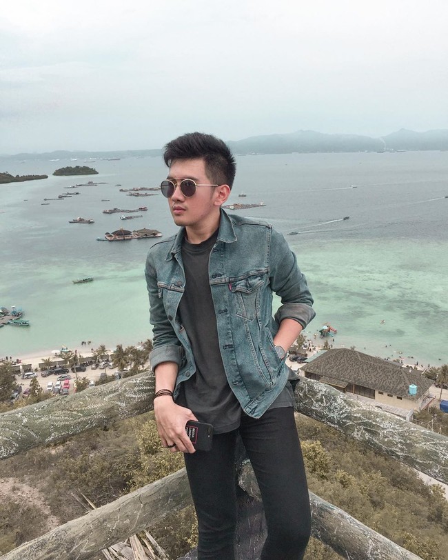 Ketika dihubungi oleh Wolipop lewat Whatsapp, pria 20 tahun ini mengatakan alasan mengapa dia membagikan kisahnya lewat TikTok. Di balik cerita tersebut saya memiliki tujuan untuk mengingatkan kepada semua orang bahwa bullying secara fisik bukan hal yang baik karena bisa berdampak buruk ke orang yang dibully, ujarnya. Foto: Instagram @opaldenhari