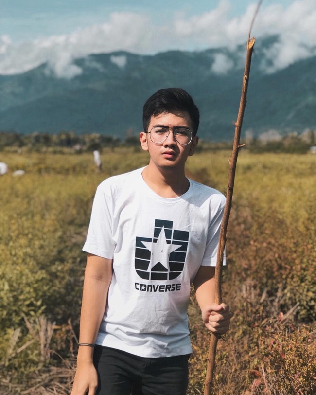 Opal melakukan diet tanpa pamer di media sosial. Dia melakukan itu karena khawatir dietnya gagal dan nanti malah semakin di-bully. Opal menjalani diet menghitung kalori makanannya dan olahraga sejak pertengahan 2017. Olahraga pertama saya cuma bermodalkan jogging di komplek rumah saya aja. Usaha selanjutnya saya mengurangi porsi makan saya dan menjaga pola makan yang sehat, katanya Foto: Instagram @opaldenhari