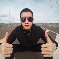 Pria yang kini kuliah di jurusan kedokteran gigi Universitas Sriwijaya, Sumatera Selatan itu mengatakan dulu dirinya kerap diejek dengan cara bercanda. Berat Badan saya difoto itu antara 96-98 kg sekitar tahun 2015-2016, kata Opal yang berat badannya kini 63 - 65 kg. Foto: Instagram @opaldenhari