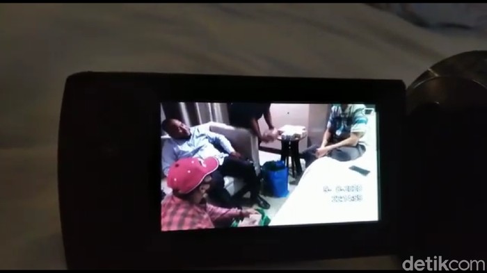 Viral video bacabup Merauke, Hendrikus Mahuze, dinarasikan diduga memberikan suap miliaran rupiah ke DPD PKS Merauke demi mendapat rekomendasi (dok Istimewa)