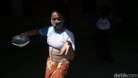 Pada tahun ini, warga Kampung Bali juga diikutsertakan pemerintahan kota Bekasi dalam lomba ketahanan pangan nasional. Selain dikenal sebagai tempat wisata, warga Kamoung Bali juga dikenal sebagai pembudidaya ikan air tawar, terutama ikan lele.