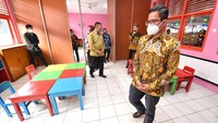 Renovasi ini diharapkan dapat memberikan manfaat sosial bagi masyarakat di sekitar PAUD terutama dalam mendukung kegiatan belajar mengajar anak usia dini yang dinilai sangat kritikal dalam membentuk pola pikir anak sekaligus mengenalkan pentingnya menabung sejak dini. dok. Bank BTN