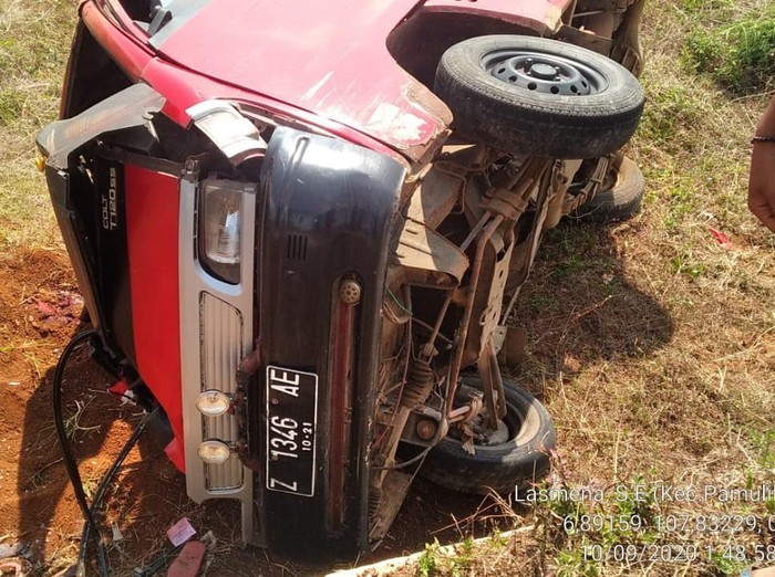Dua orang tewas akibat minibus terguling di ruas jalan Tol Cisumdawu