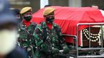 Jenazah Jakob Oetama Dimakamkan di TMP Kalibata