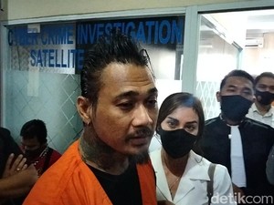 Pengakuan Jerinx Bukan Superman Kala Didakwa Sebarkan Kebencian