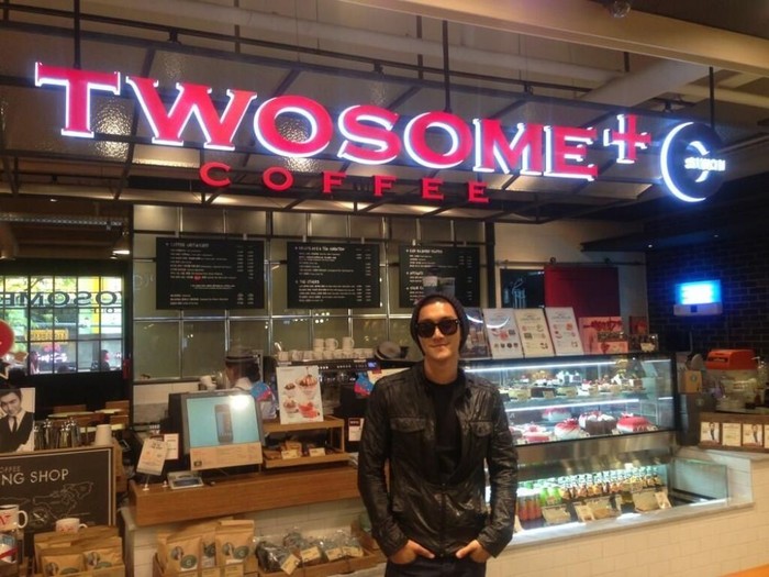Kafe kekinian milik personil Super Junior