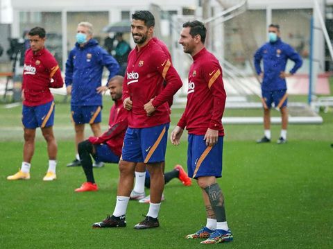 Lionel Messi dan Luis Suarez dalam latihan di markas Barcelona, Rabu (9/9/2020).