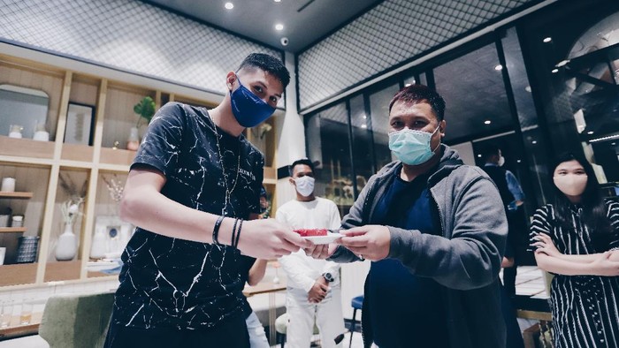 Louvre Surabaya ulang tahun pertama