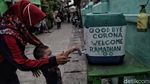 Melihat Keseharian Warga di Kawasan Zona Merah Ibu Kota