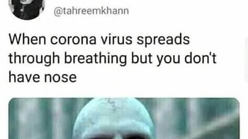 Jadi yang kemungkinan besar terhindar dari COVID-19 adalah Voldemort karena tidak punya hidung. Hmm.. Foto: Meme