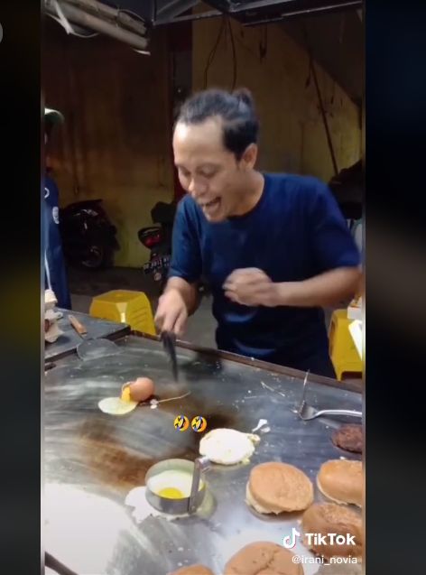 Penjual burger atraksi