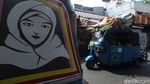 Potret Pengamen Ondel-ondel yang Berjuang Taklukkan Kerasnya Ibu Kota