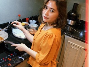 Prilly Latuconsina Jago Masak dan Jalani Hidup Sehat, Ini Menu Favoritnya