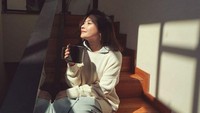  Meski begitu, Prilly mengucapkan selamat sekaligus merasa bersyukur karena Maxime sudah menemukan sosok kekasih baru. Ia pun mengaku ikut senang. Foto: Instagram prillylatuconsina96