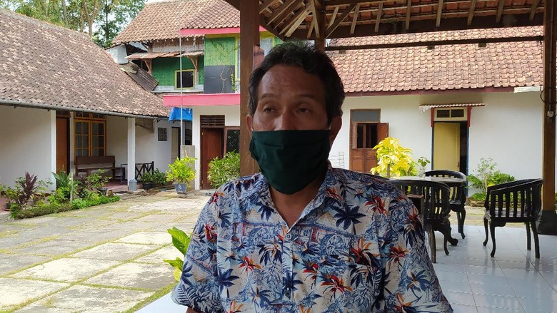 Warga Borobudur dan Jakob Oetama Warga Borobudur dan Jakob Oetama