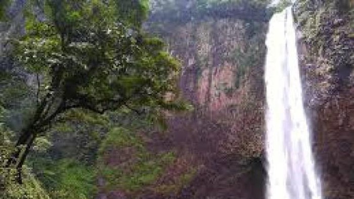 Air Terjun Mandi Angin