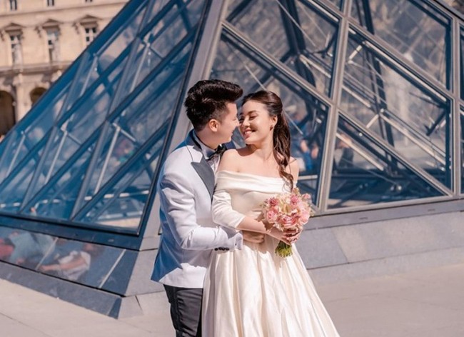 Sebelumnya, Au Ha My menghebohkan publik dengan kabar perceraian. Ia bercerai dari suaminya, aktor Nguyen Trong Hung. Padahal, usia pernikahan mereka baru setahun. (Foto: Facebook)