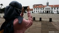 Anies mengatakan saat ini kondisi lebih darurat dari awal wabah. Oleh karena itu PSBB ini diputuskan akan dimulai pada Senin (14/09/2020) mendatang.