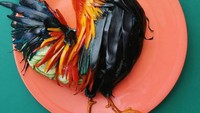 Berbeda dengan makanan anak-anak lainnya, Jolanda menuangkan kreativitasnya dengan membentuk makanan itu menjadi aneka hewan imut. Mulai dari ayam sampai macan. Foto: Instagram @demealprepper