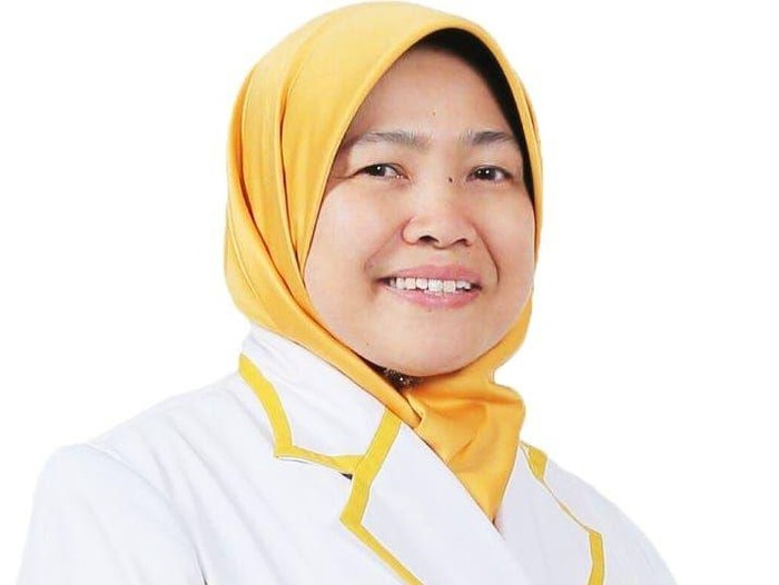 Gubernur DKI Jakarta Anies Baswedan kembali menetapkan status PSBB total di Ibu Kota. Anggota DPR F-PDIP tak setuju. Sementara Anggota DPR F-PKS menilai keputusan Anies tepat.