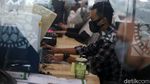 Melihat Aktivitas Perkantoran Jelang PSBB Total