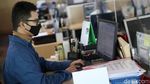Melihat Aktivitas Perkantoran Jelang PSBB Total