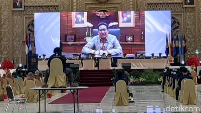 Mendes PDTT, Abdul Halim Iskandar mengajak generasi milenial untuk memahami literasi media. Sehingga bisa lebih bijak dalam bermedia, terutama media sosial.