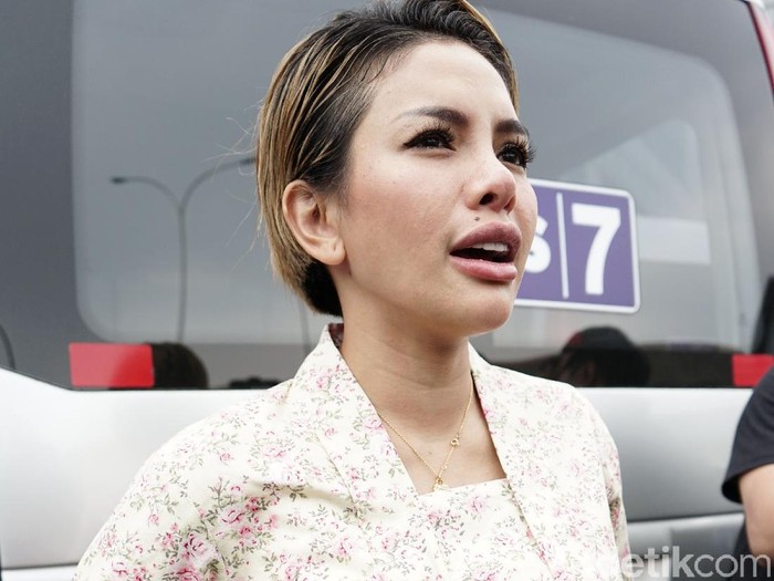 Tak Hanya Nikita Mirzani Artis Yang Kritik Uu Cipta Kerja Juga 