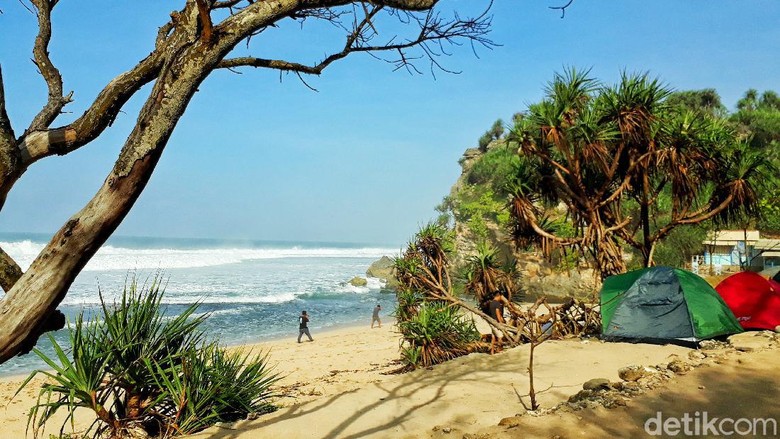 Pantai di Gunungkidul Pantai di Gunungkidul