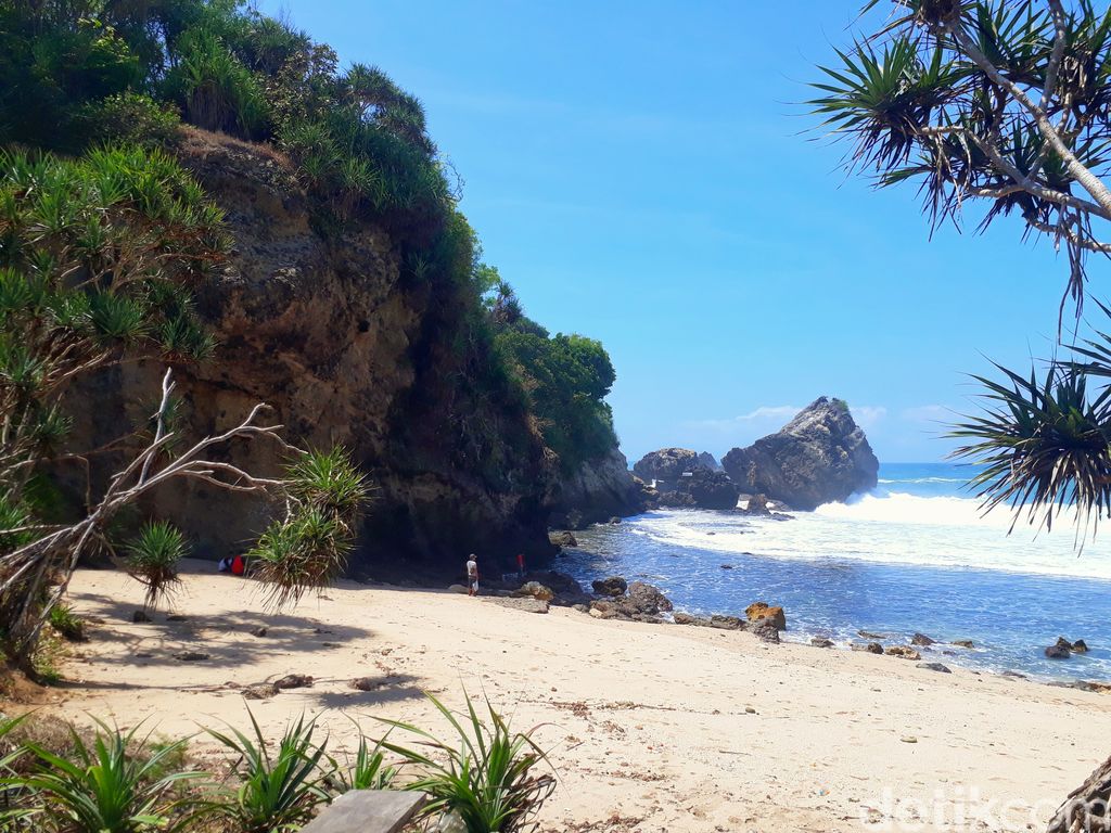 Pantai di Gunungkidul