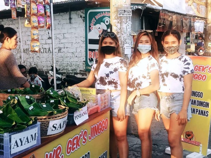 penjual nasi jinggo cantik dan seksi penjual nasi jinggo cantik dan seksi