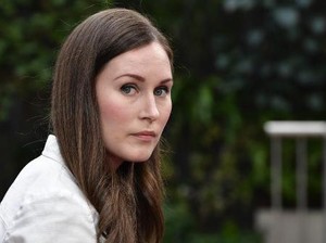 PM Finlandia Tampil Pakai Blazer Seksi di Majalah, Jadi Kontroversi