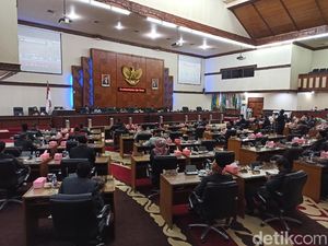 Tak Puas Jawaban Interpelasi, Anggota DPRA Usul Pemakzulan Plt Gubernur Aceh