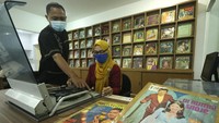 Lembaga Penyiaran Publik (LPP) Radio Republik Indonesia (RRI) Surabaya yang memiliki sekitar 8.000 piringan hitam album lagu dari masa ke masa tersebut telah melakukan restorasi atau merekam ulang menjadi digital sebanyak 3.000 piringan hitam album lagu. 