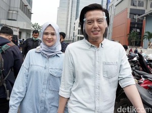 Alasan Roger Danuarta dan Cut Meyriska Sunat Anak di Usia 2 Bulan