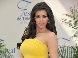 Kim Kardashian Kok Ngamuk ke Jennifer Aniston Sih?