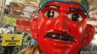 Pasar Tanah Abang yang menjadi pusat belanja pakaian ini menjadi lokasi yang rawan penyebaran Corona terus digenjot soal disiplin protokol kesehatan agar tak menjadi tempat penularan.