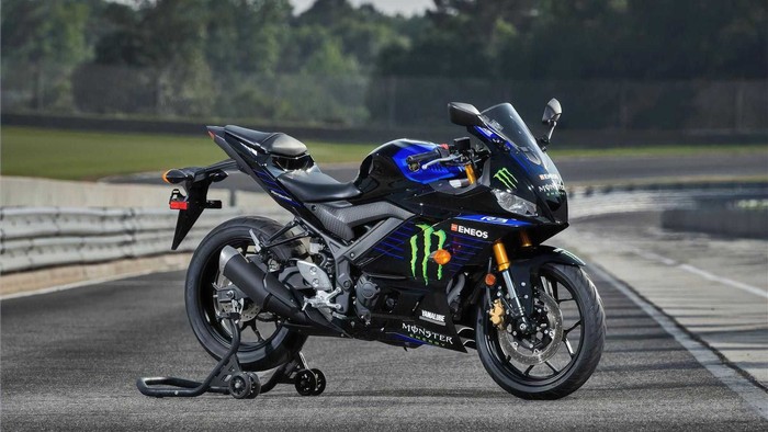Yamaha R3 versi MotoGP 2020