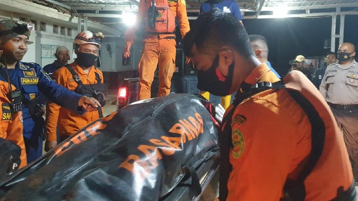 1 dari dua nelayan yang hilang di laut selatan Cianjur ditemukan tewas