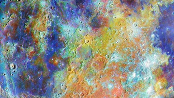 Tycho Crater Region with Colours karya Alain Paillou dari Prancis memenangkan kategori Our Moon. Foto: Alain Paillou/Astronomy Photographer of the Year