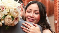 Kabar Chef Marinka menjalin hubungan dengan Peter Lufting ramai sejak Agustus lalu. Kala itu Chef Marinka selfie dengan sang suami. (dok. @jeffma_ @jeffmaphotography )