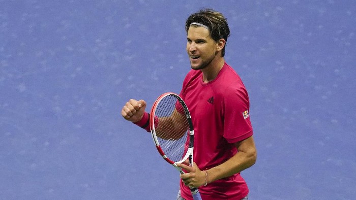 Dominic Thiem, of Austria, reacts after defeating Daniil Medvedev, of Russia, during a mens semifinal match of the US Open tennis championships, Friday, Sept. 11, 2020, in New York. (AP Photo/Seth Wenig)