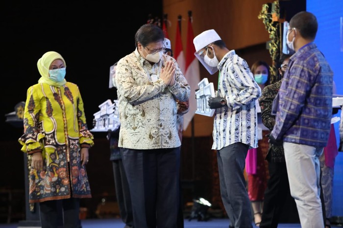 Ida Fauziyah & Airlangga Hartarto