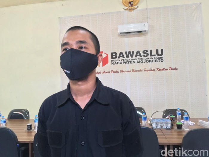 Ketua Bawaslu Kabupaten Mojokerto Aris Fahrudin Asyat
