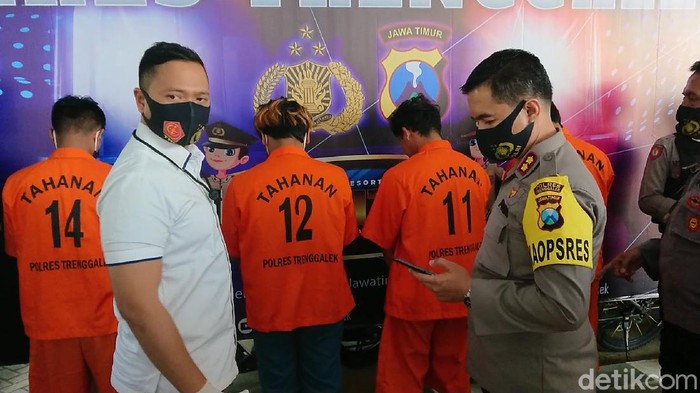 Lima Pelaku Teror Bom Molotov ditangkap
