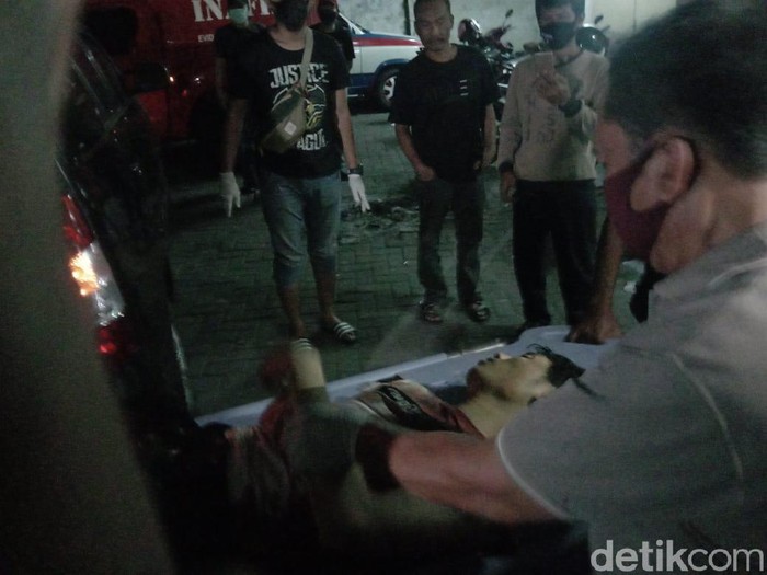 Tembak mati di surabaya